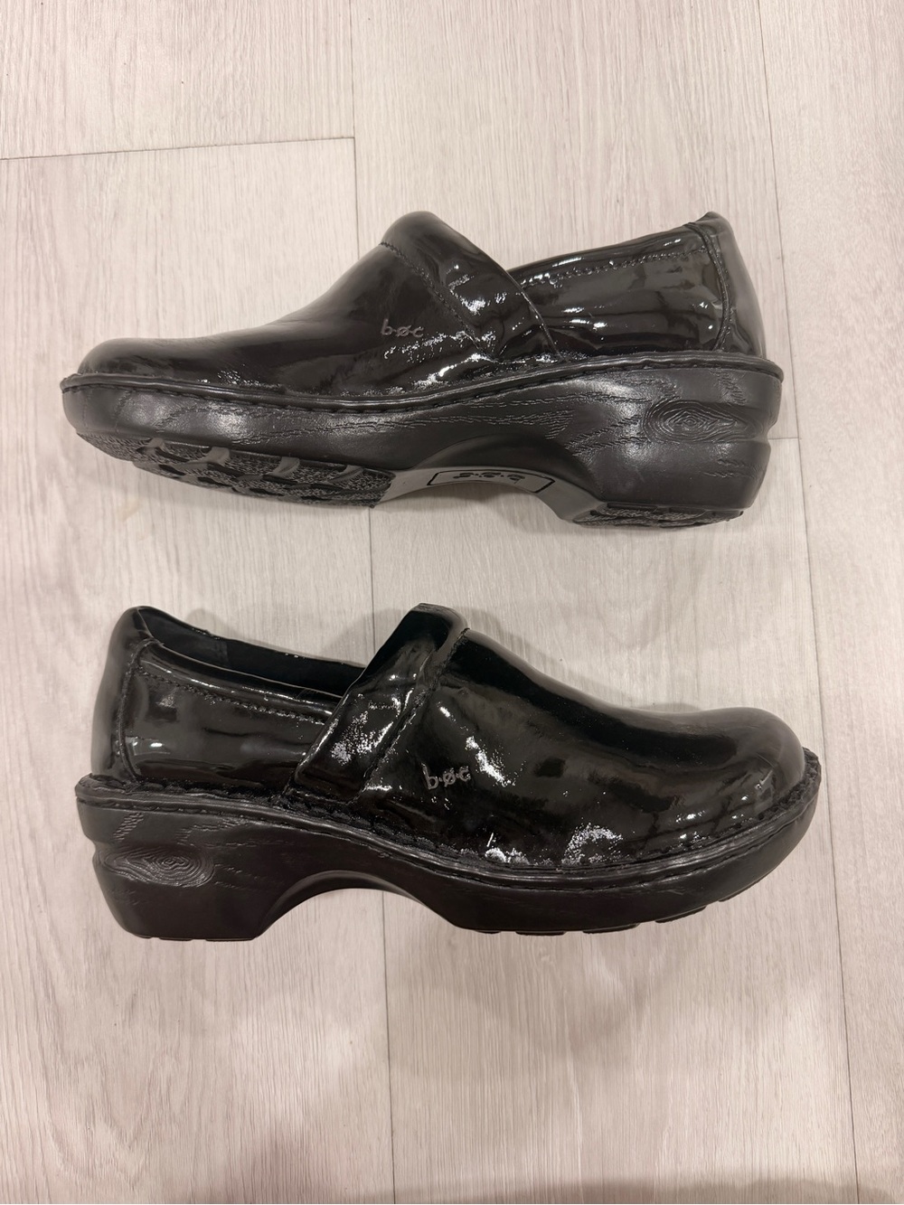 BOC Patent Leather Clogs Black Comfort Slip Resistant Shoes Size 9